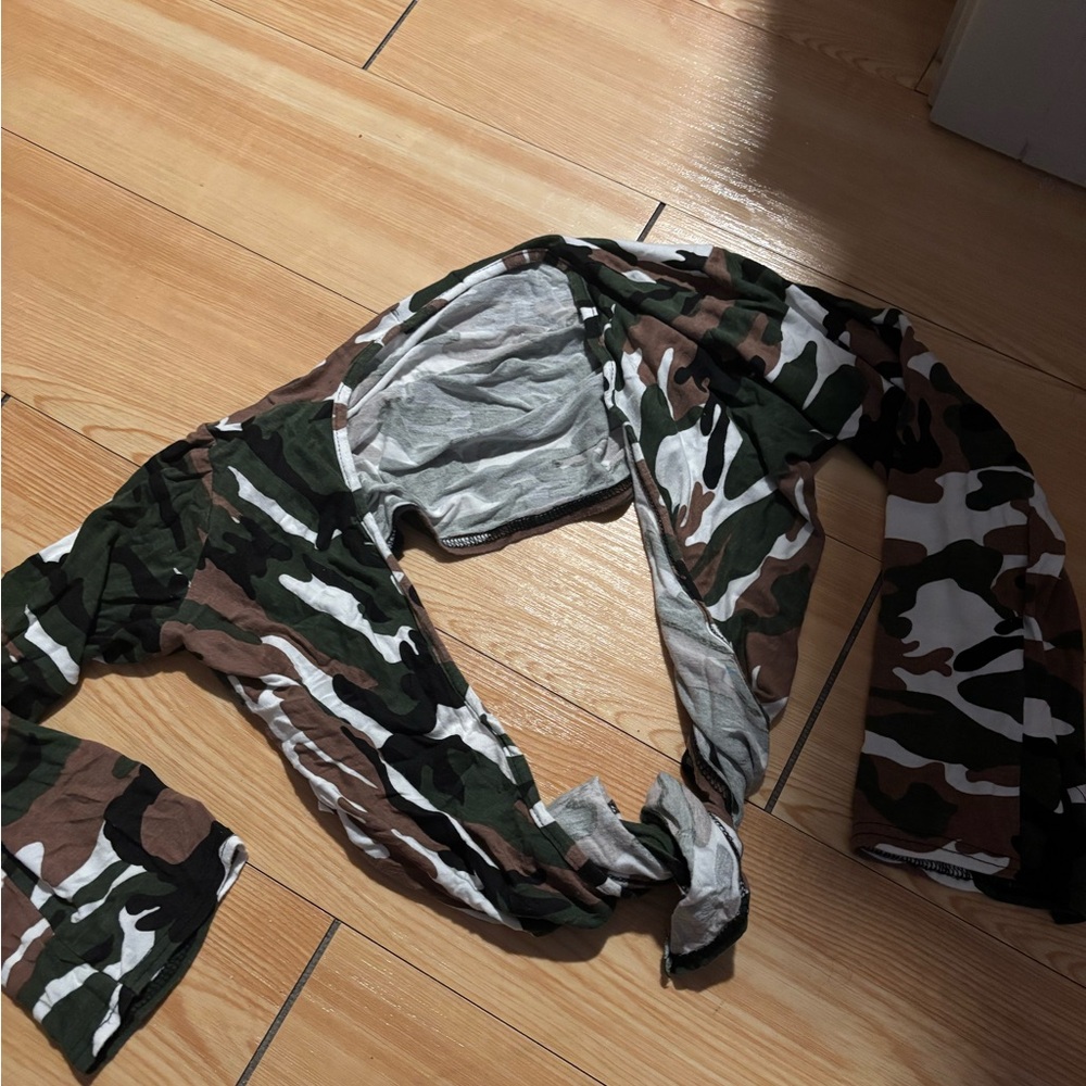 Camo shrug